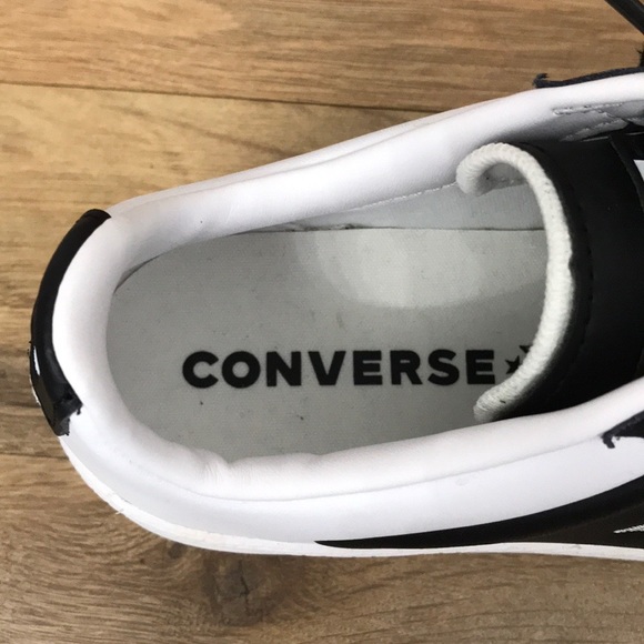 CONVERSE LOW TOP BRAND NEW - Picture 16 of 16